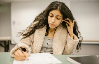 How to Use ChatGPT to Write and Format Research Papers